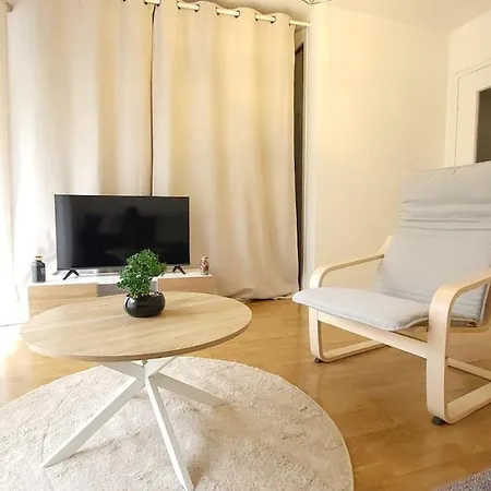 Apartment Cozy Nest,paris,opera,disney,la Defense,