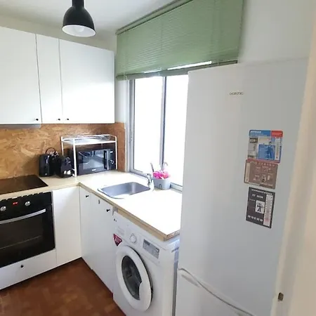 Cozy Nest,paris,opera,disney,la Defense,